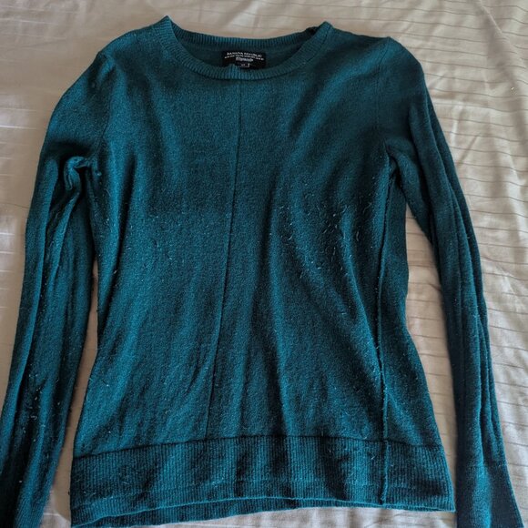 Banana Republic Sweater - Picture 1 of 3